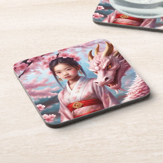 Jahr des Drachen 2024 - Mädchen zwischen Kirschblü Getränkeuntersetzer (Linke Seite)