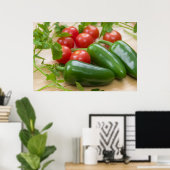 Jalapenos, Kirschtomaten und Cilantro, frisch Poster (Heimbüro)