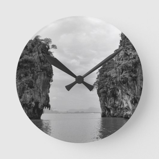 James Bond Island Runde Wanduhr (Vorderseite)