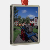 Jamesons Whisky Heritage Centre, Midleton, Silbernes Ornament (Rechts)