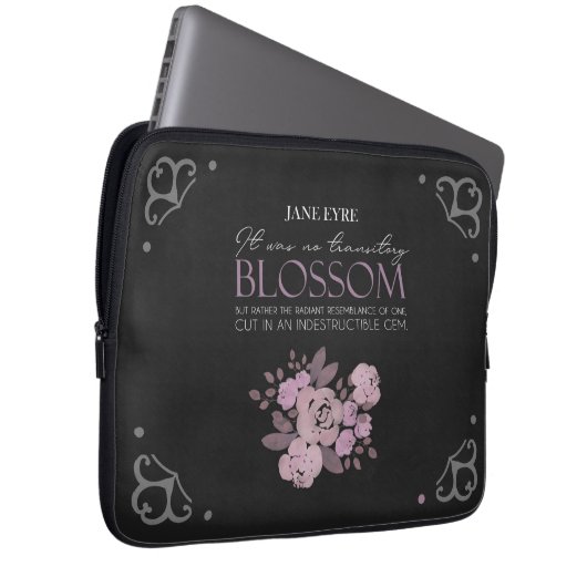 Jane Eyre - No Transitory Blossom - Rose auf Black Laptopschutzhülle (Vorne Rechts)