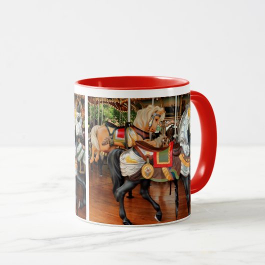 Janes Karussell Pferde in einem Tee oder Tasse (VorderseiteRechts)