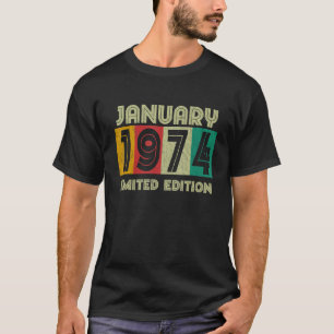Januar 1974 Outfit Retro Bday Outfit T-Shirt