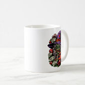 Januar Zombie-Hexe mit Edelsteinen und Blumen Kaffeetasse (VorderseiteRechts)