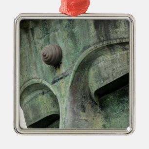 Japan, Kamakura. Der Große Buddha von Kamakura, ei Silbernes Ornament