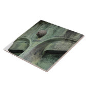 Japan, Kamakura. Der Große Buddha von Kamakura, Fliese (Seite)