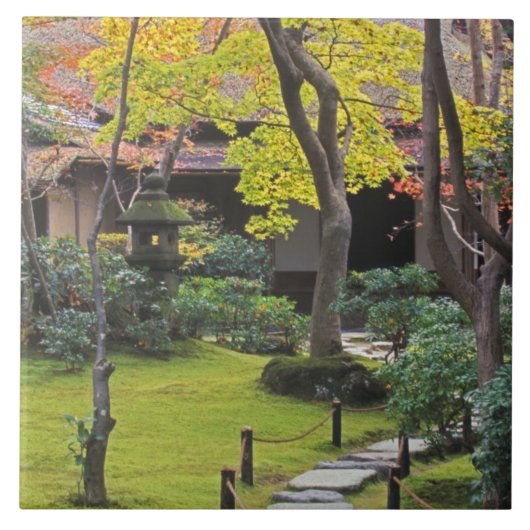 Japan, Kyoto, Arashiyama, Okochi Sanso Fliese (Vorderseite)