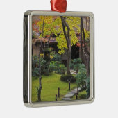 Japan, Kyoto, Arashiyama, Okochi Sanso Silbernes Ornament (Rechts)