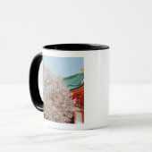 Japan, Kyoto. Kirschblüte von Shinto Tasse (Vorderseite Links)