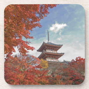 Japan, Kyoto, Pagode in Herbstfarben Getränkeuntersetzer