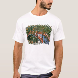 Japan, Nara Pref., Nara. Die königliche Brücke leu T-Shirt