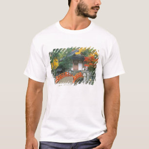 Japan, Nara, Ryuzenji Tempel T-Shirt
