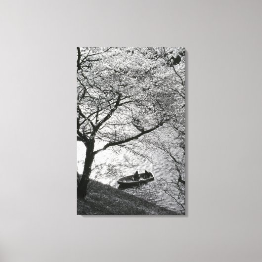 Japan, Tokio. Kirschblüten im Kaiserreich Leinwanddruck (Vorderseite)