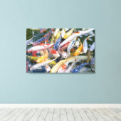 Japan, Tokio, nah aufgewachsener Schwimmfisch Leinwanddruck (Insitu (Holzboden))