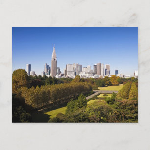 Japan. Tokio. Skyline des Bezirks Shinjuku und Postkarte