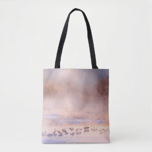 Japan Winter Natur. Wildtierszene, schneebedeckte Tasche