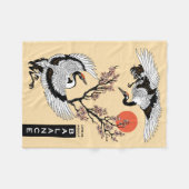 Japanese crane bird and blooming sakura fleecedecke (Vorderseite (Horizontal))
