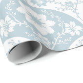 Japanese Floral Pattern in Soft Blue and White Geschenkpapier (Rolleneckpunkt)