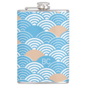 Japanese Waves Pattern Light Blue Beige Monograms Flachmann (Vorderseite)