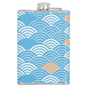 Japanese Waves Pattern Light Blue Beige Monograms Flachmann (Rückseite)