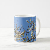 Japanese White-eye & Plum Blossoms: Japan Kaffeetasse (VorderseiteRechts)