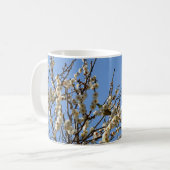 Japanese White-eye & Plum Blossoms: Japan Kaffeetasse (Vorderseite Links)