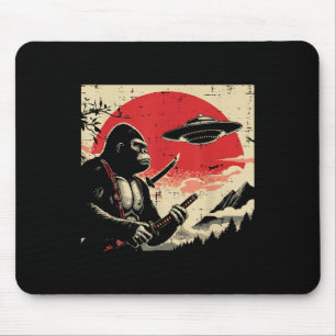 Japanisch Bigfoot Samurai Ufo Vintag Sasquatch Men Mousepad