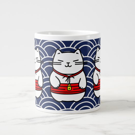 Japanisch Lucky Cat oder Maneki-Neko Jumbo-Tasse (Vorderseite)