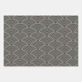 Japanisch Seigaiha Wave | Schwarz und Creme weiß Geschenkpapier Set (Vorderseite 3)