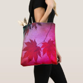 Japanische Ahornbaum-Blätter und Skriptfall Tasche (Von Nahem)
