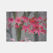 Japanische AhornBlätter Fleecedecke (Vorderseite (Horizontal))