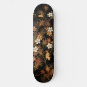 Japanische Blume im Herbst und Vintage Kunst Skateboard (Vorderseite)