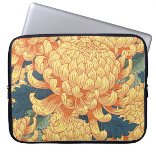 Japanische Chrysanthemen: gelbes Blumenmuster. Laptopschutzhülle