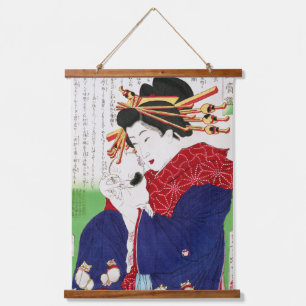 Japanische Frau hält eine Katze, Tsukioka Yoshitos Wandteppich Mit Holzrahmen