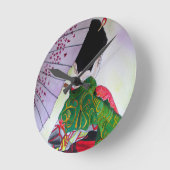 Japanische Geisha-Kunst mit Kimono und Schirm Runde Wanduhr (Winkel)
