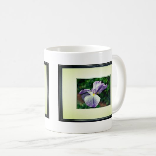 Japanische Iris-Blume Kaffeetasse (VorderseiteRechts)