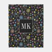 Japanische Kawaii Doodles auf Schwarzen Monogramm- Fleecedecke (Vorderseite)
