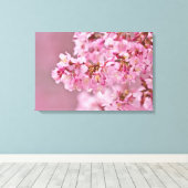 Japanische Kirsche blüht auf einem Limbplakat Leinwanddruck (Insitu (Holzboden))
