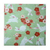 Japanische Kunst: Grüne Sakuras und Rabbits Tile Fliese (Vorderseite)