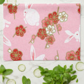 Japanische Kunst: Rosa Sakuras & Rabbits Küchentüc Handtuch (Gefaltet)