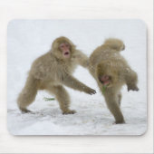 Japanische Snow-Monkey-Drehkreuze im Schnee Mousepad (Vorne)