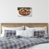 Japanische Spaghetti & Erdbeerkuchen Leinwanddruck (Insitu (Schlafzimmer))