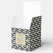 Japanische Wellen quadratische Gefälligkeitsbox Geschenkschachtel (Geöffnet)