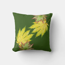 Japanischer Ahorn auf einem Throw Kissen