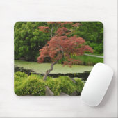 Japanischer Ahornbaum und Gartenteich Mousepad (Mit Mouse)