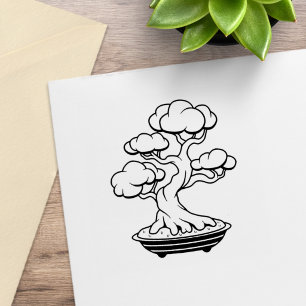 Japanischer Bonsai-Baum in einem Tablett Gummistempel