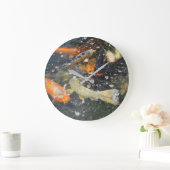 Japanischer Carp Koi Fisch schwimmen Große Wanduhr (Zuhause)