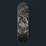Japanischer Drache Schwarz, Silberer Vintager Flec Skateboard<br><div class="desc">Japanischer Drache Schwarz,  Silver Vintag Deck von Ayumi Badu.</div>