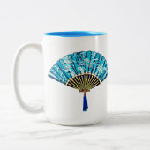 Japanischer Fan in Türkisblau und Weiß Zweifarbige Tasse (Links)