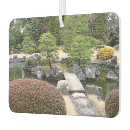 Japanischer Garten 日 本 庭 園 Autolufterfrischer (Links)